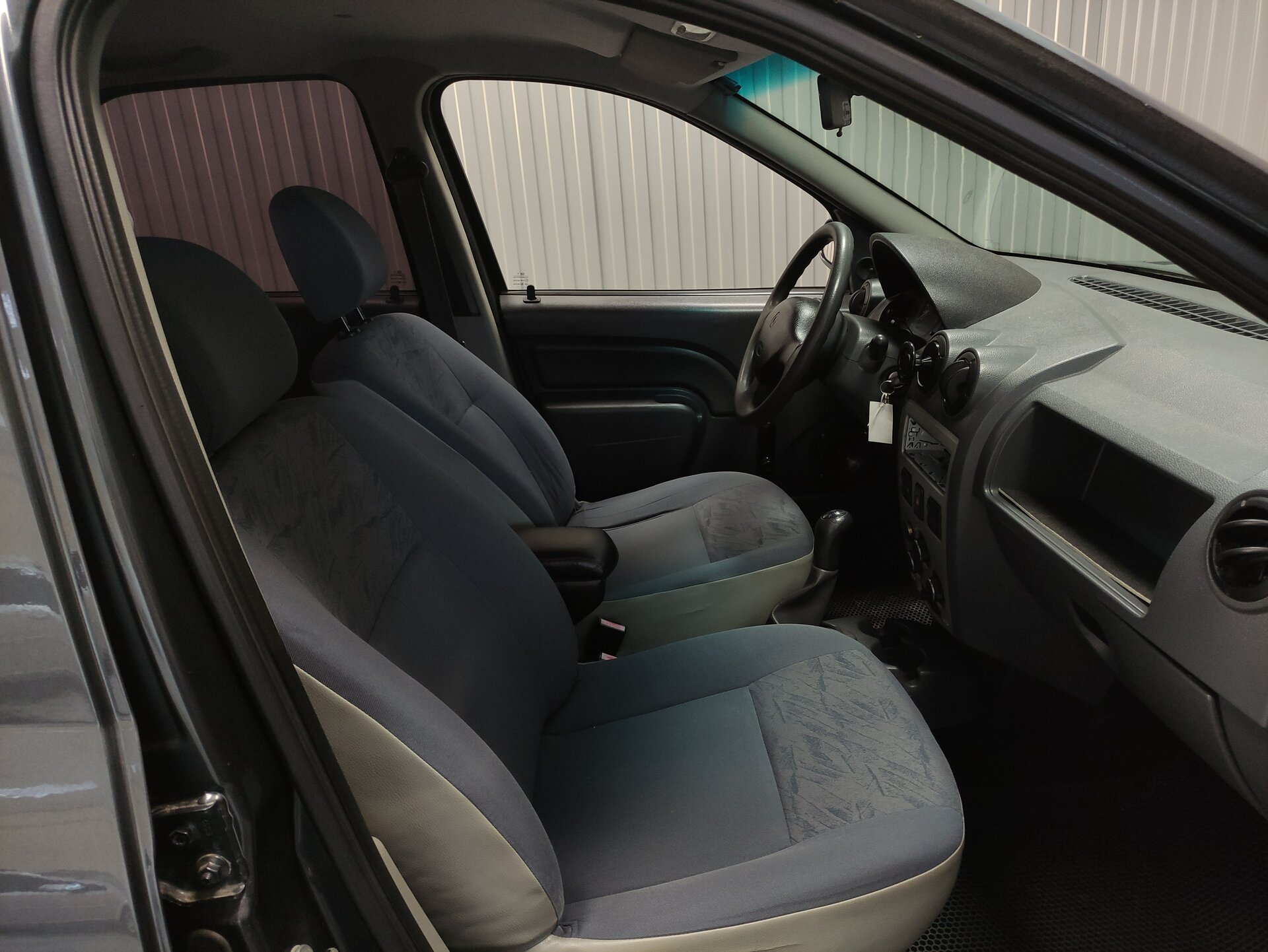 Renault Logan, I 2009