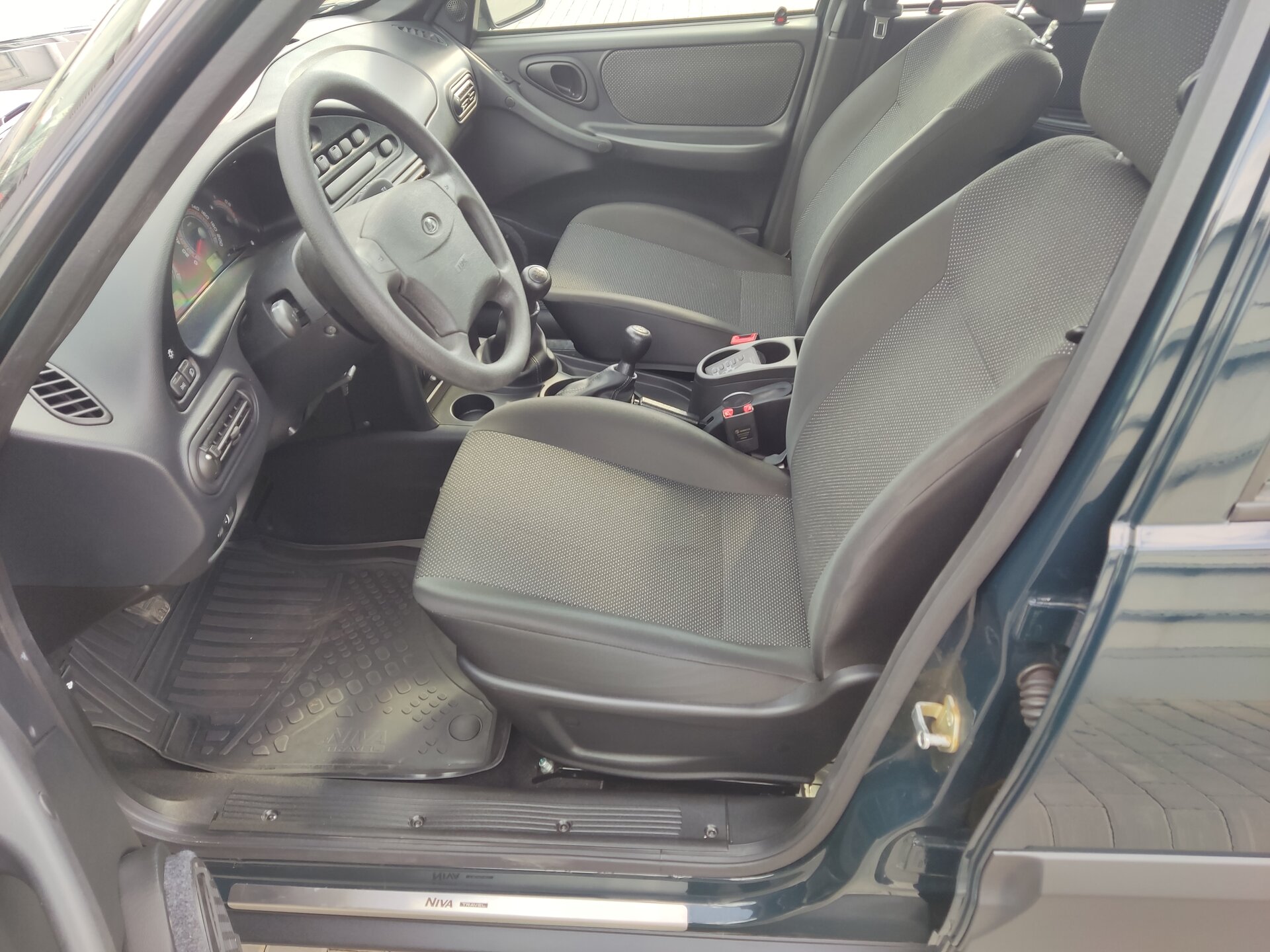Lada (ВАЗ) Niva Travel, I 2023 Lada (ВАЗ) Niva Travel, I 2023