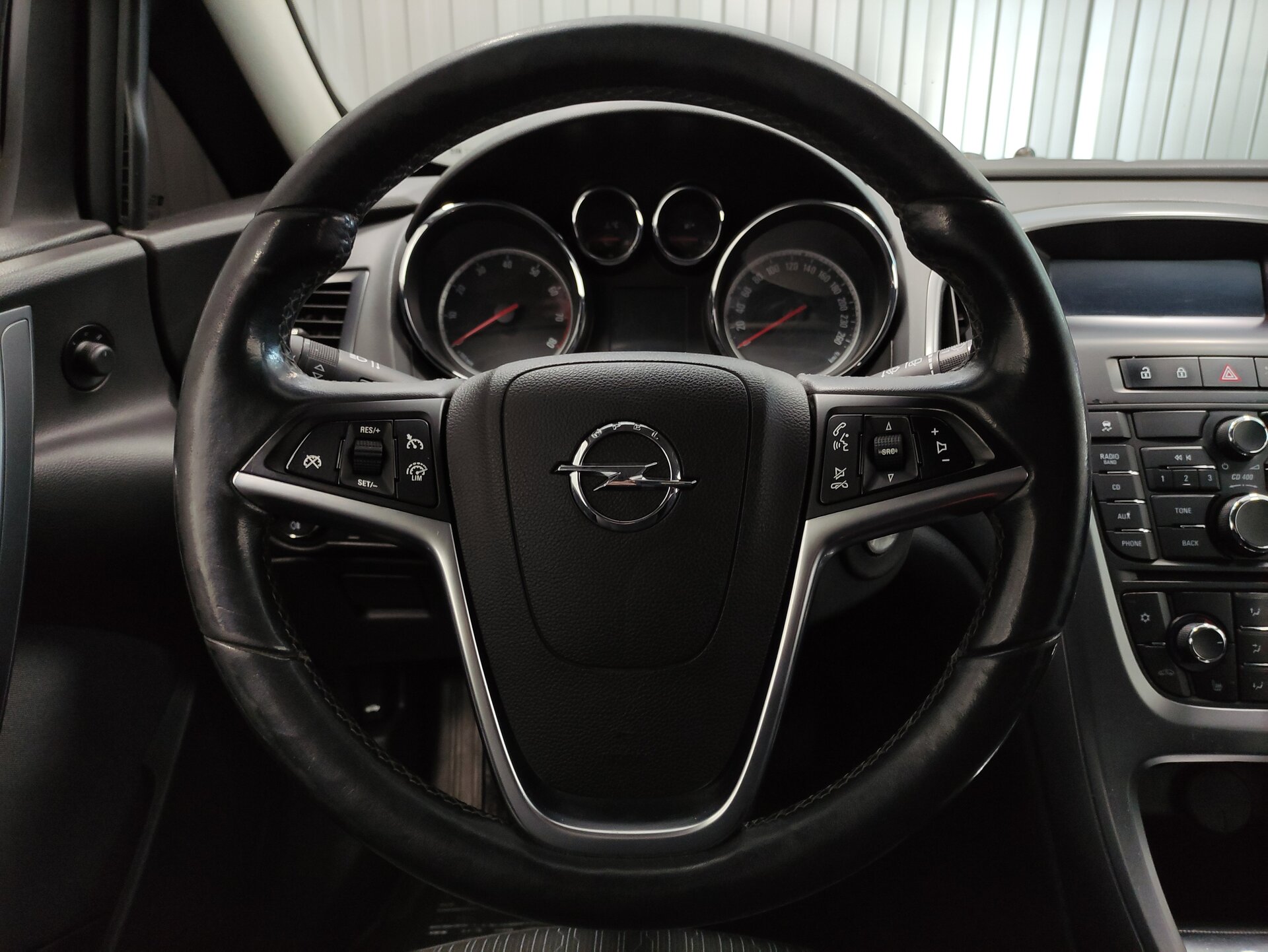 Opel Astra, J Рестайлинг 2012