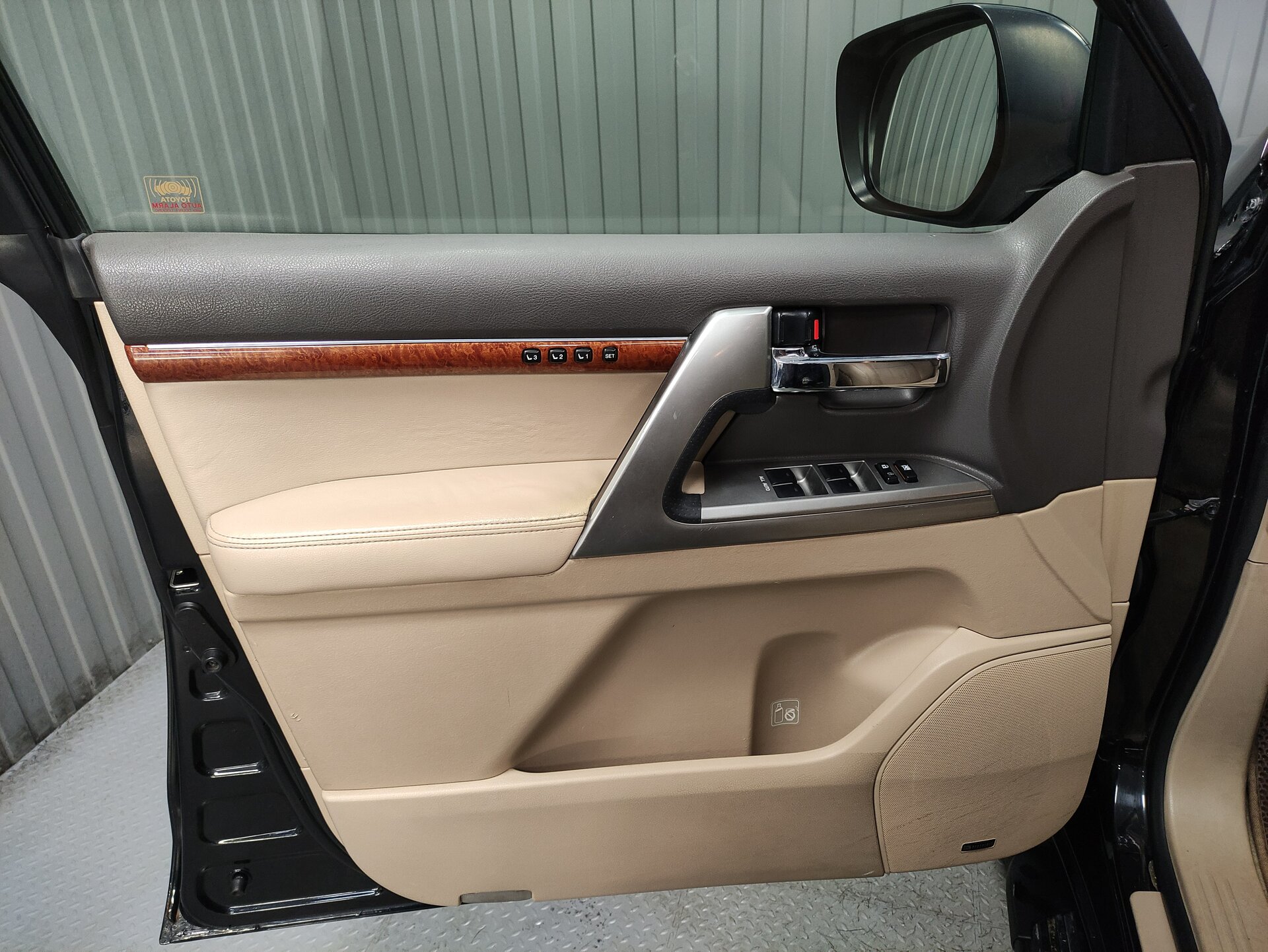 Toyota Land Cruiser, 200 Series Рестайлинг 1 2012