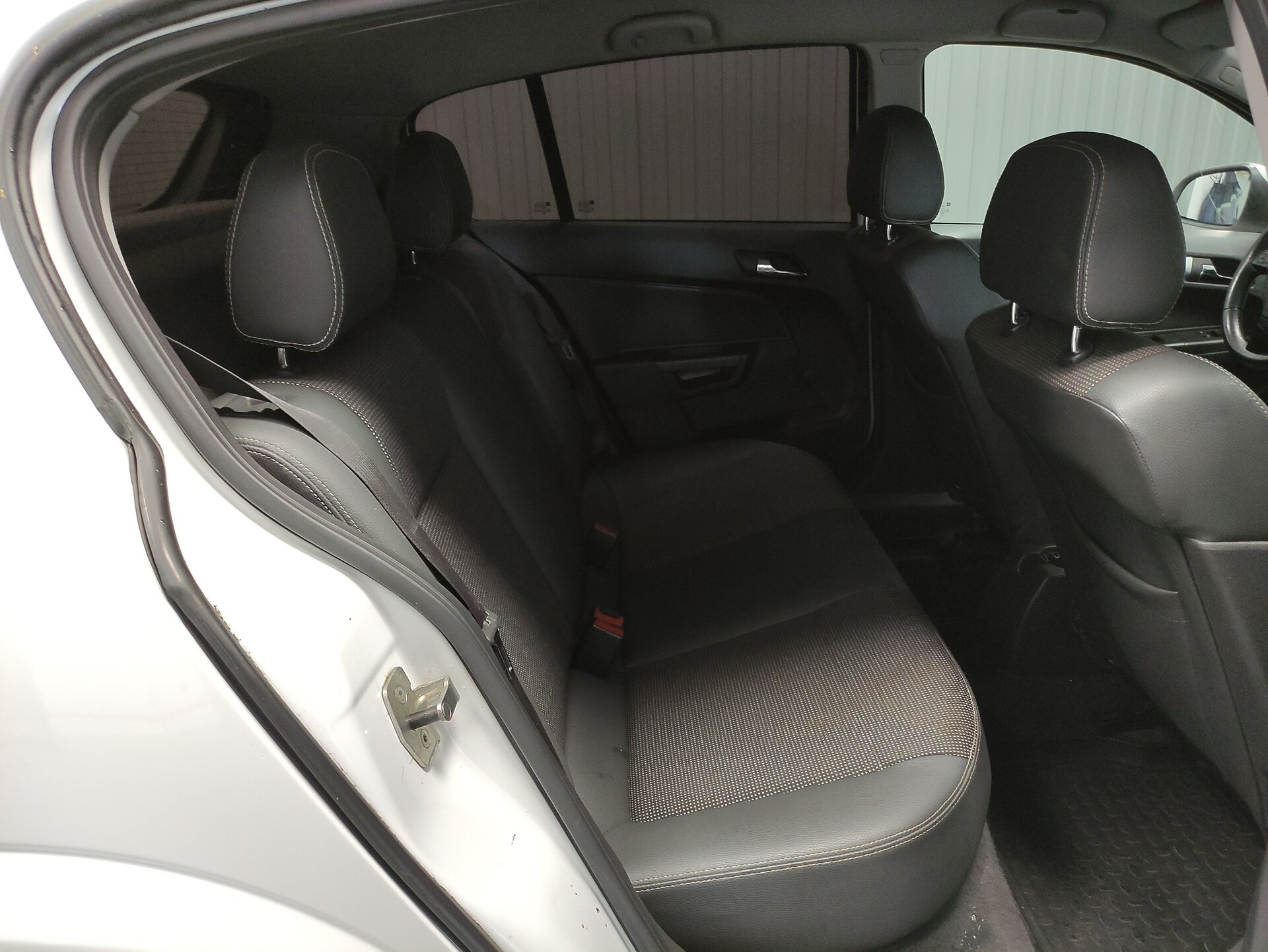 Opel Astra, H Рестайлинг 2011 Opel Astra, H Рестайлинг 2011