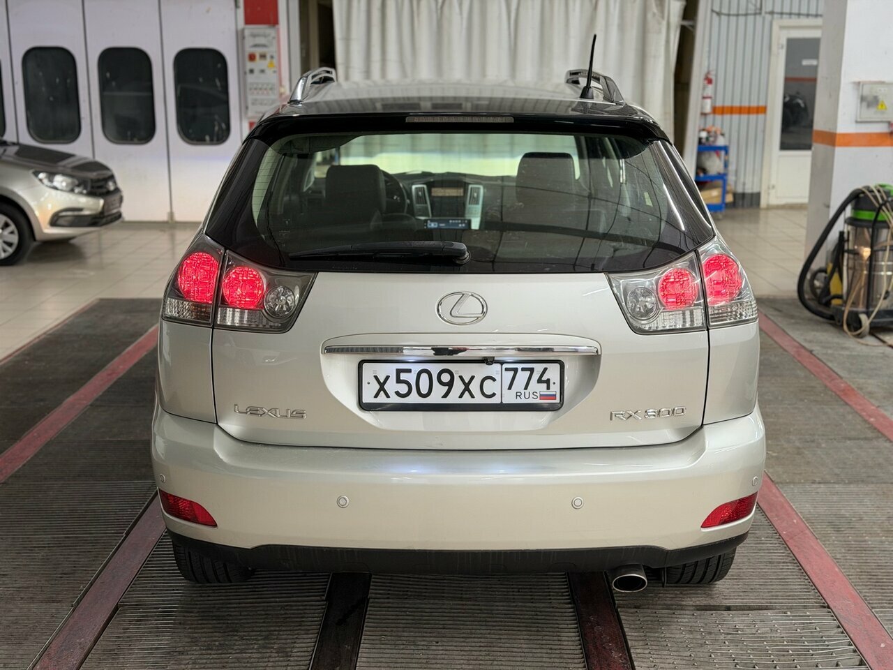 Lexus RX, II 2005