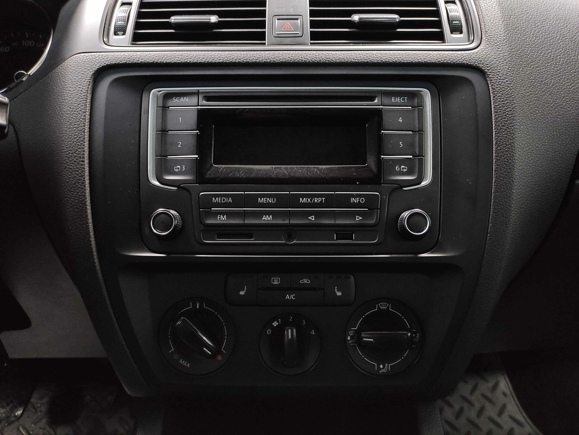 Volkswagen Jetta, VI Рестайлинг 2015