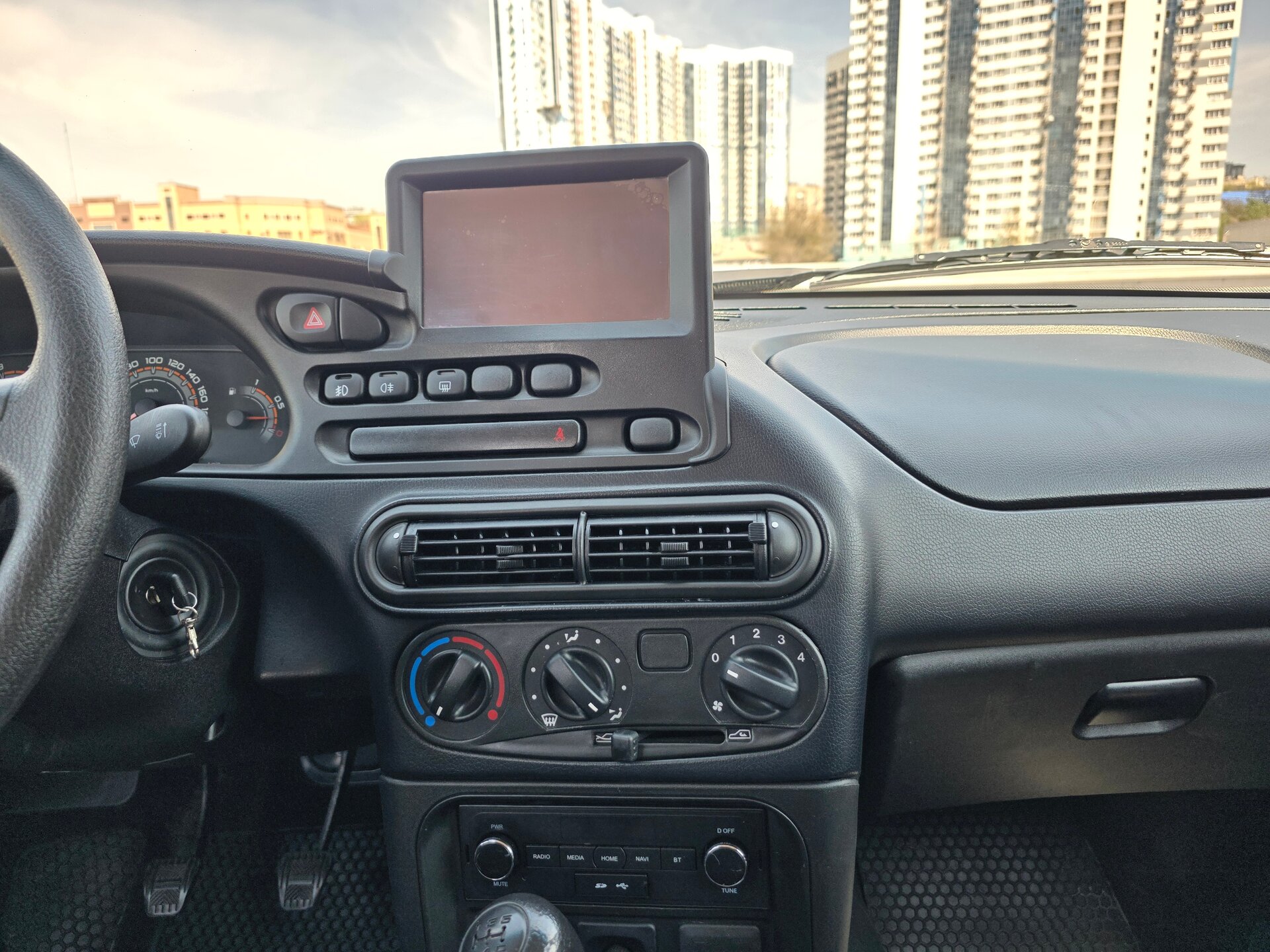 Lada (ВАЗ) Niva Travel, I 2022 Lada (ВАЗ) Niva Travel, I 2022
